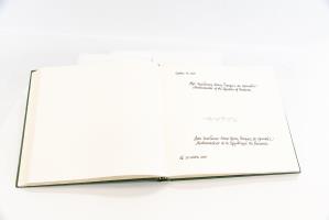 Photo gallery for The Speaker of the House of Commons Guest Book photo 5